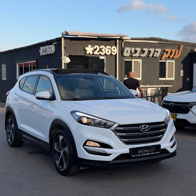 ������TUCSON