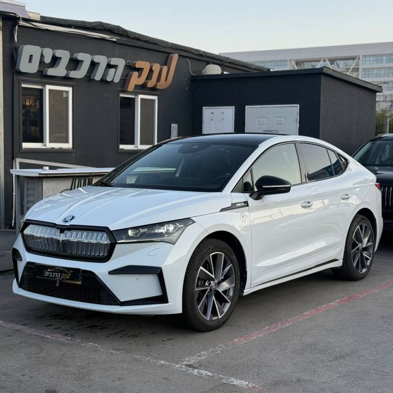 �����ENYAQ COUPE IV