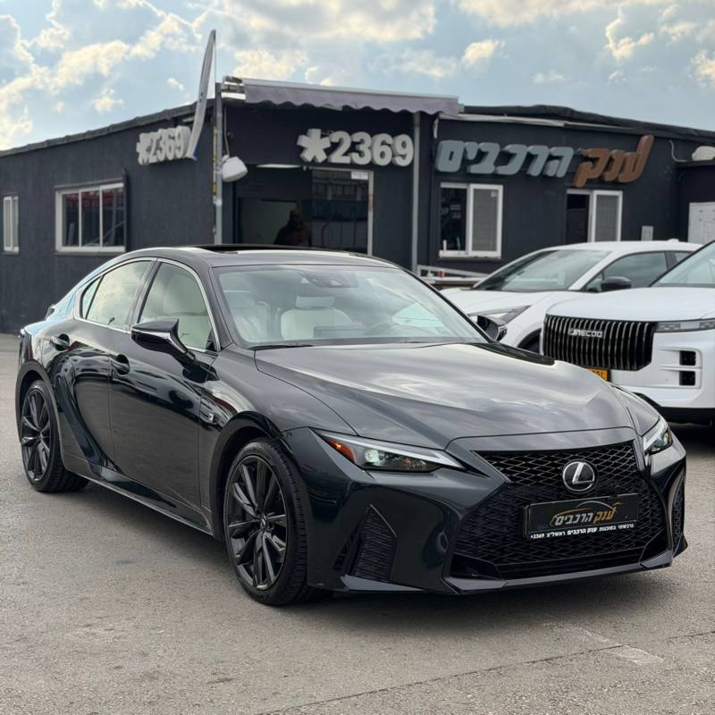 �����LEXUS IS300