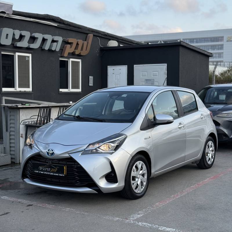 YARIS HYBRID