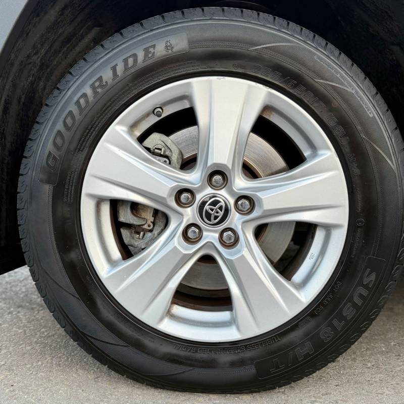  RAV 4 HYBRID -  10