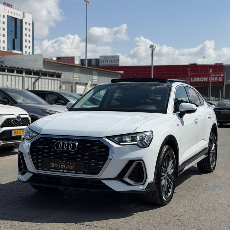����� Q3 SPORTBACK - ����� 2