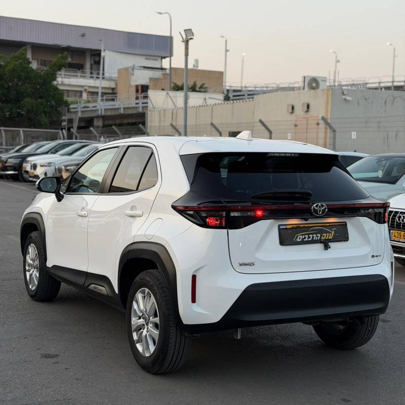  YARIS CROSS HSD -  2