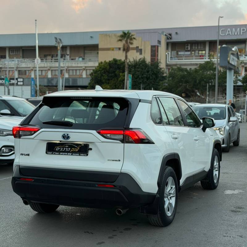  RAV 4 HYBRID -  2
