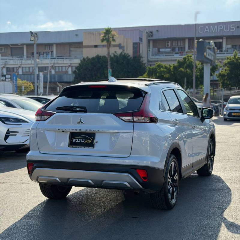 �������� ECLIPSE CROSS - ����� 2