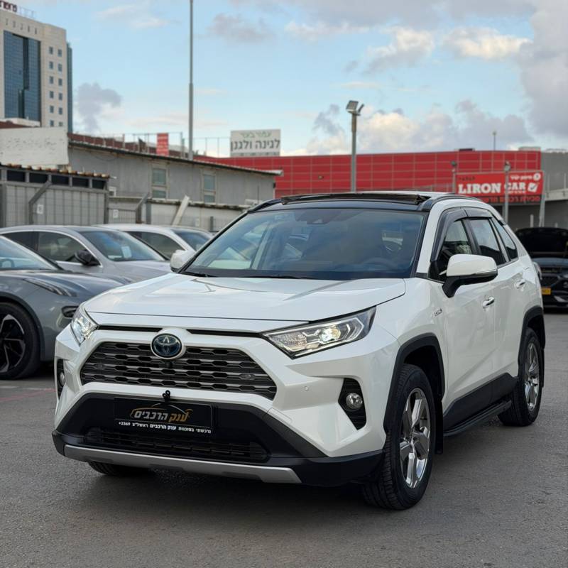 ������ RAV 4 HYBRID - ����� 2