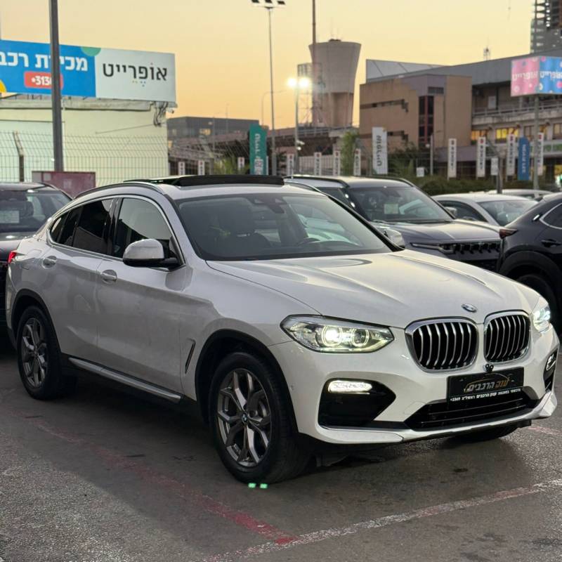    X4 XDRIVE 30I -  2
