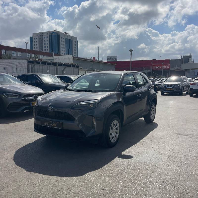 ������ YARIS CROSS HSD - ����� 2