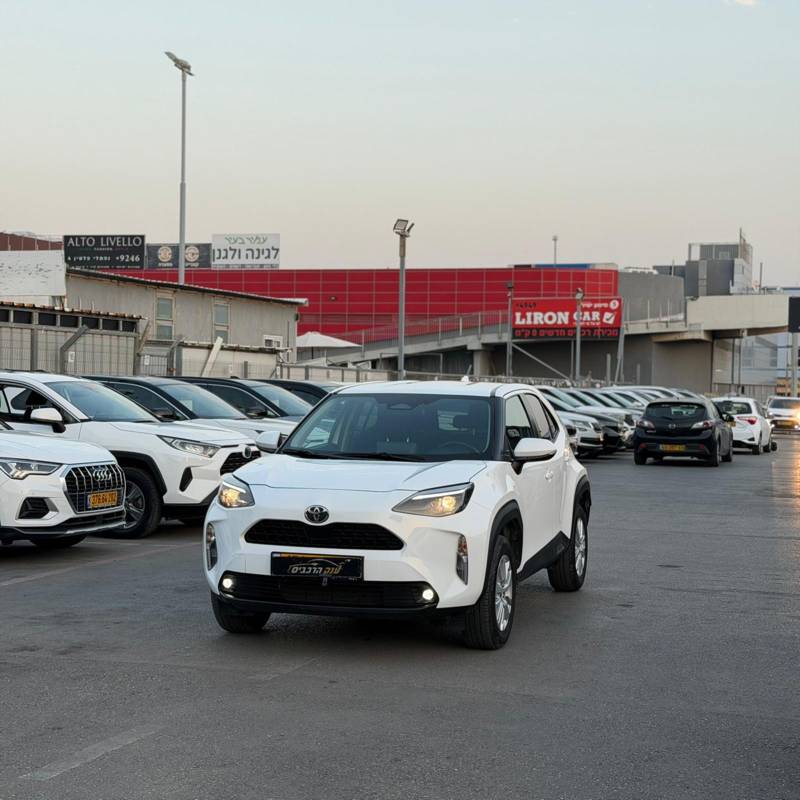  YARIS CROSS HSD -  3