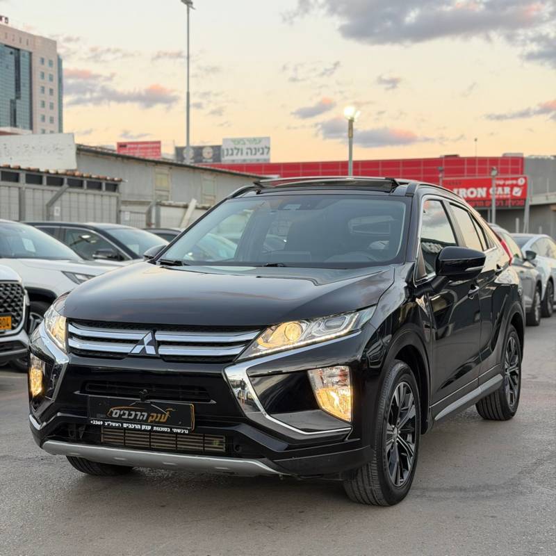 �������� ECLIPSE CROSS - ����� 3