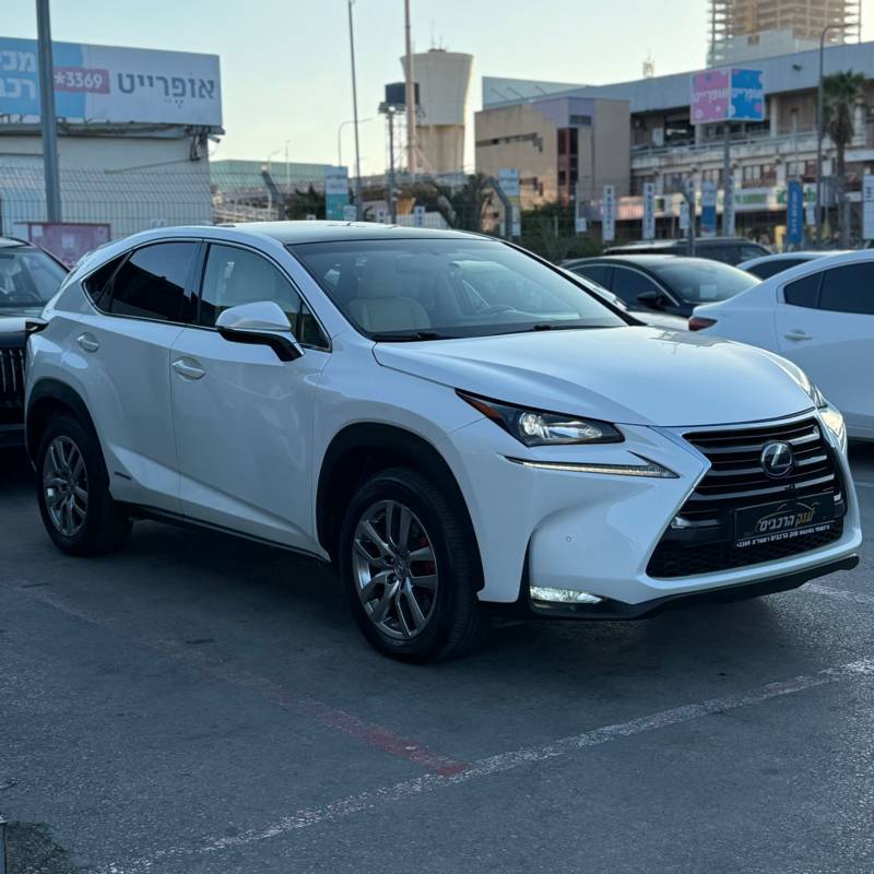  LEXUS NX300H -  3