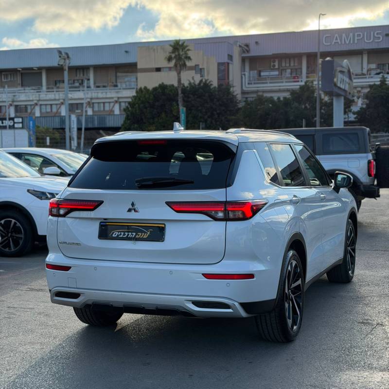 �������� OUTLANDER - ����� 4
