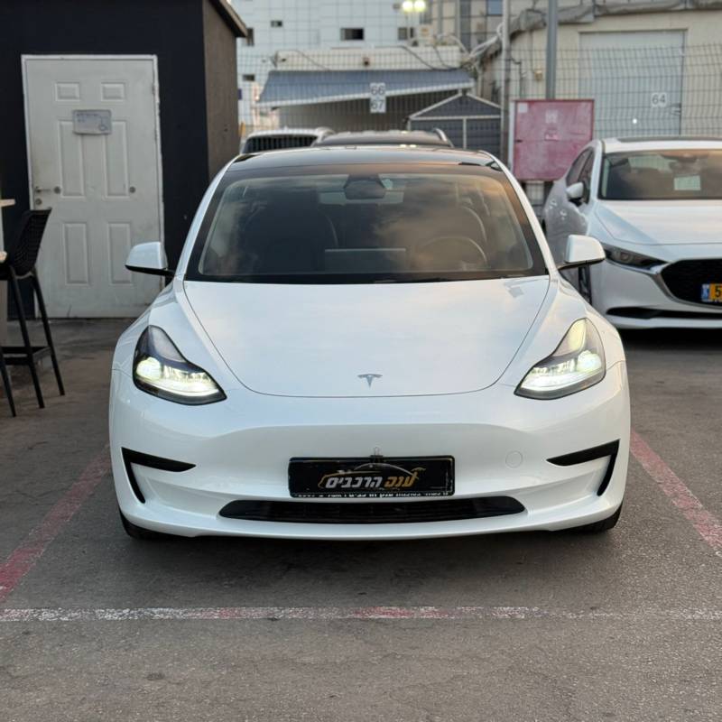  MODEL 3 -  4