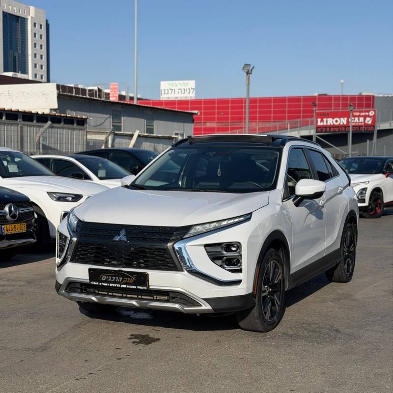 �������� ECLIPSE CROSS - ����� 4