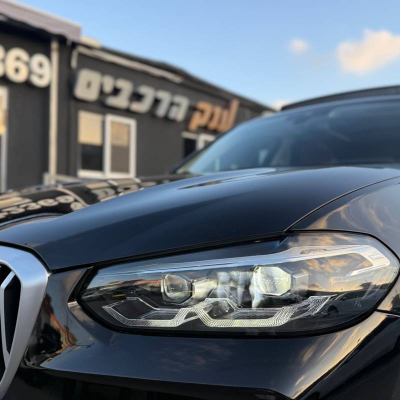    X3 XDRIVE20I -  4