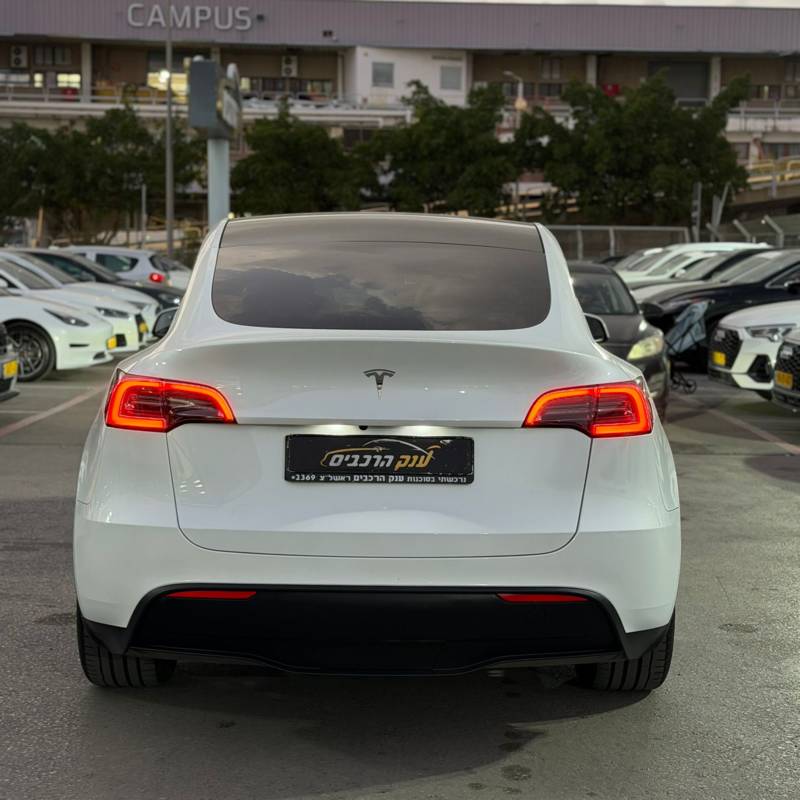 ���� MODEL Y - ����� 4