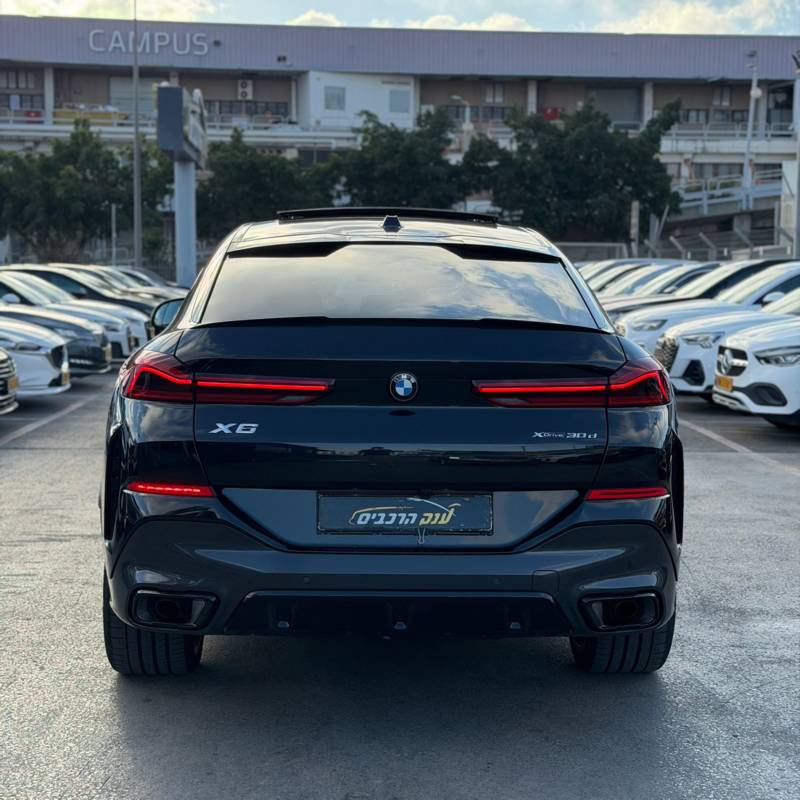 � � �� X6 30D XDRIVE - ����� 4