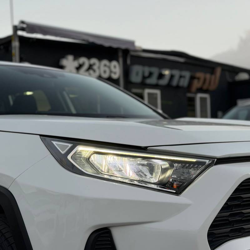  RAV 4 HYBRID -  5