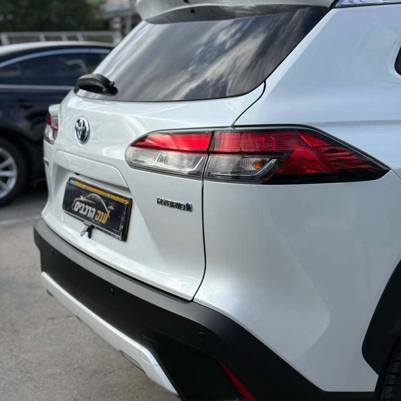  COROLLA CROSS -  5