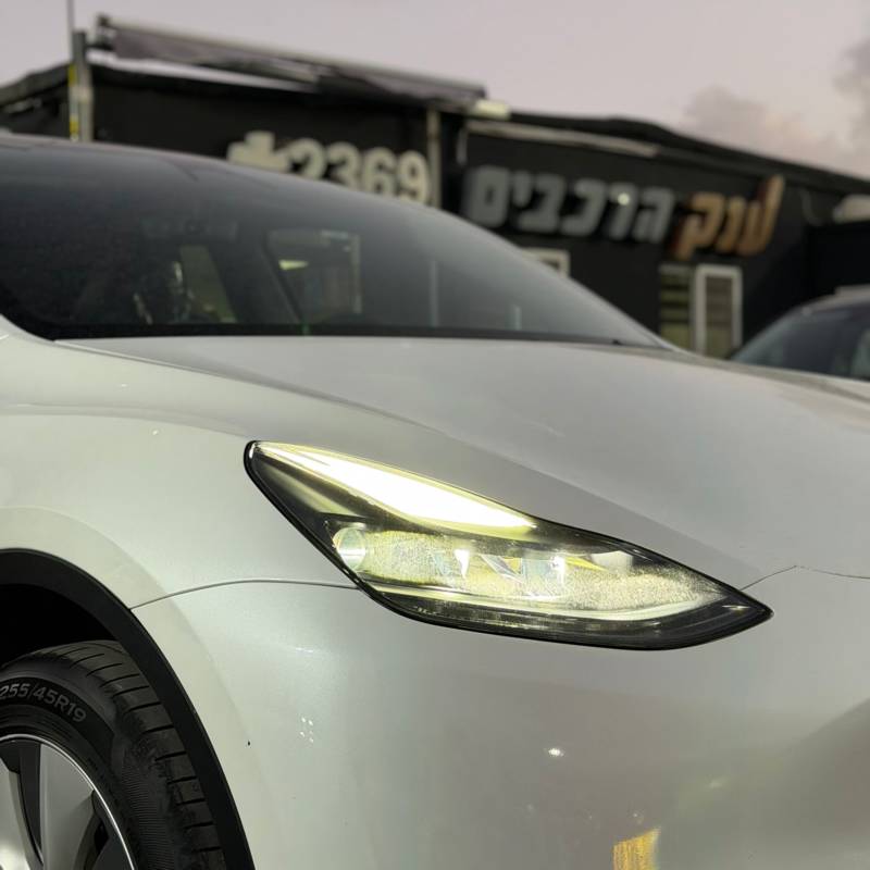  MODEL Y -  5