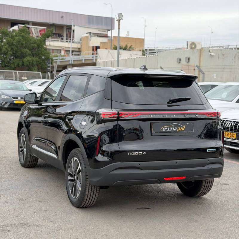 �'�� TIGGO 4 HYBRID - ����� 5