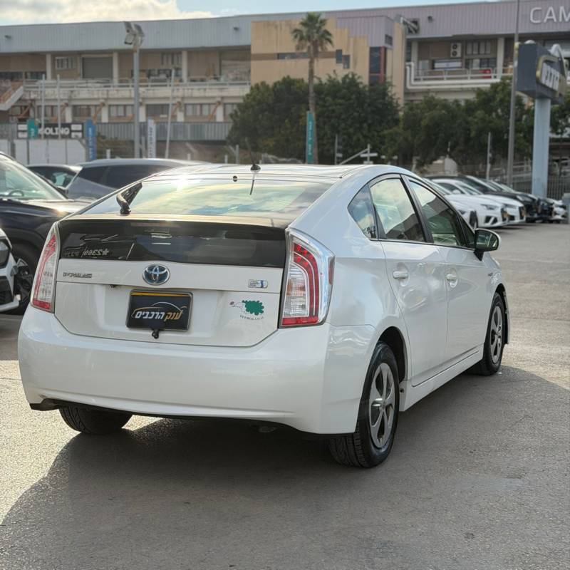 ������ PRIUS HYBRID - ����� 5