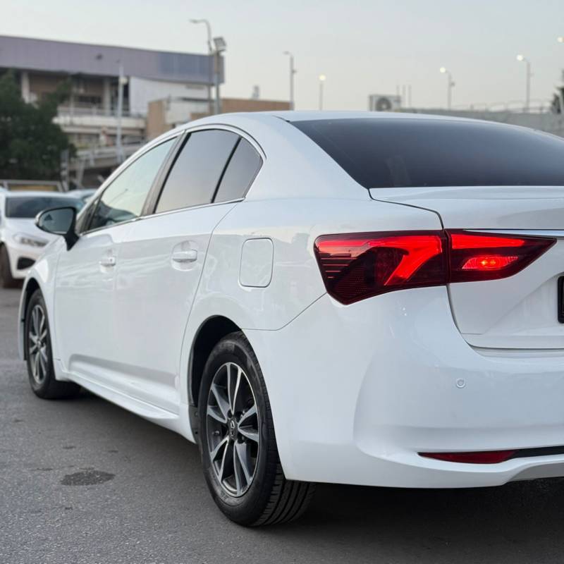  AVENSIS -  5