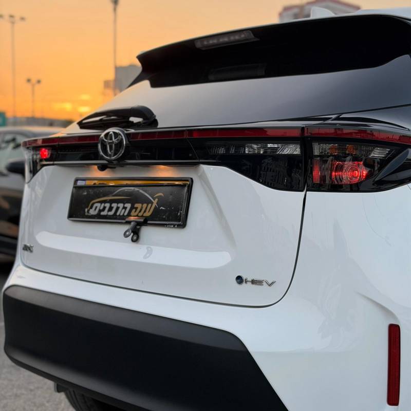  YARIS CROSS HSD -  6