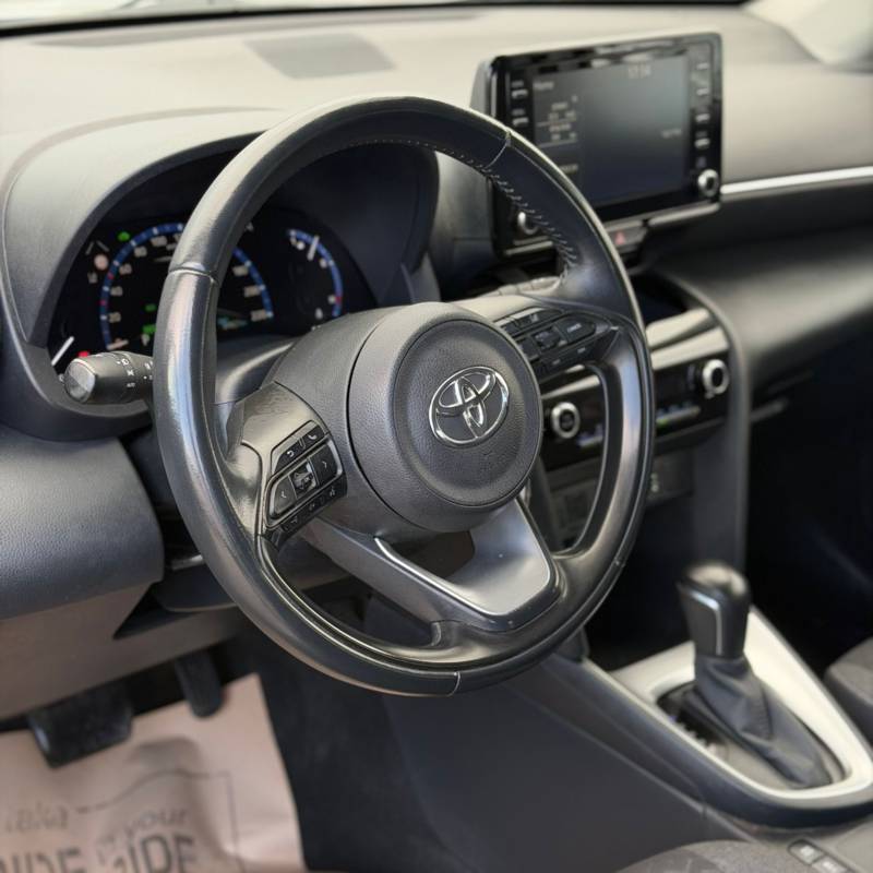 ������ YARIS CROSS HSD - ����� 6