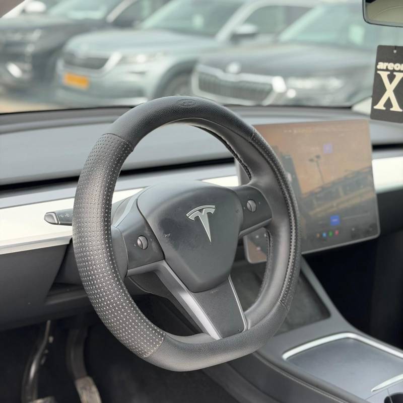 ���� MODEL Y - ����� 6