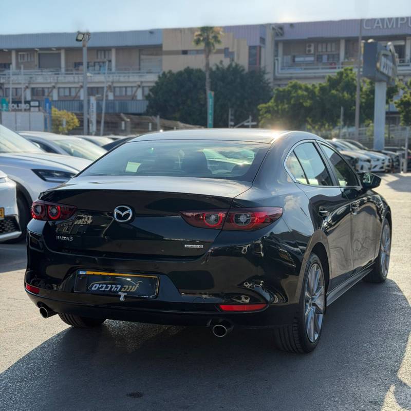 ���� MAZDA 3 - ����� 6