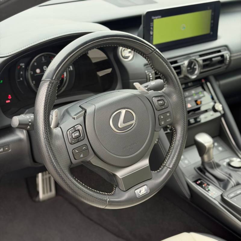 ����� LEXUS IS300 - ����� 6