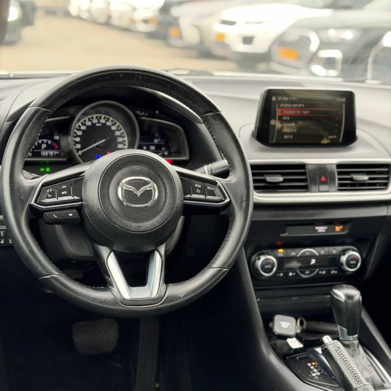 ���� MAZDA 3 - ����� 6