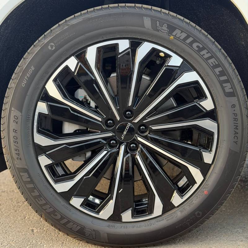 �'��� JAECOO8 PHEV - ����� 6