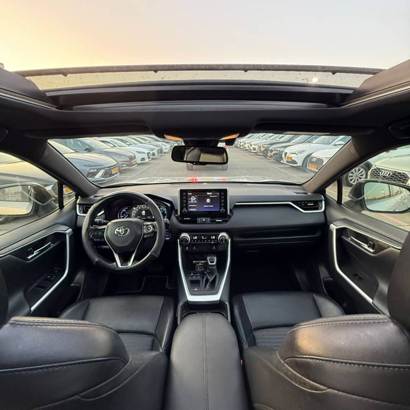  RAV 4 HYBRID -  7