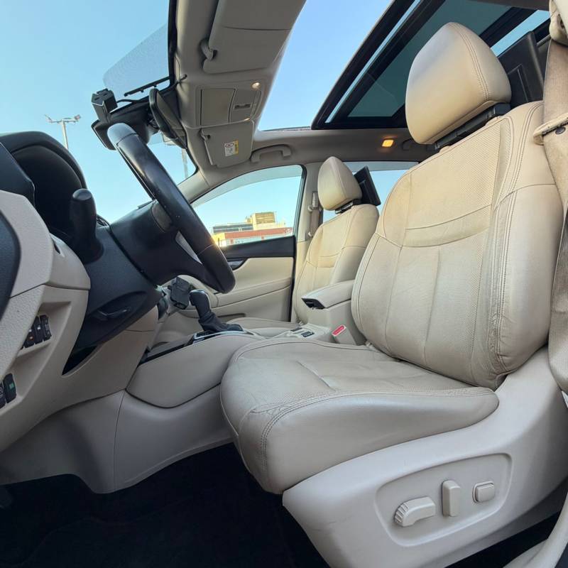 ����� X-TRAIL - ����� 7