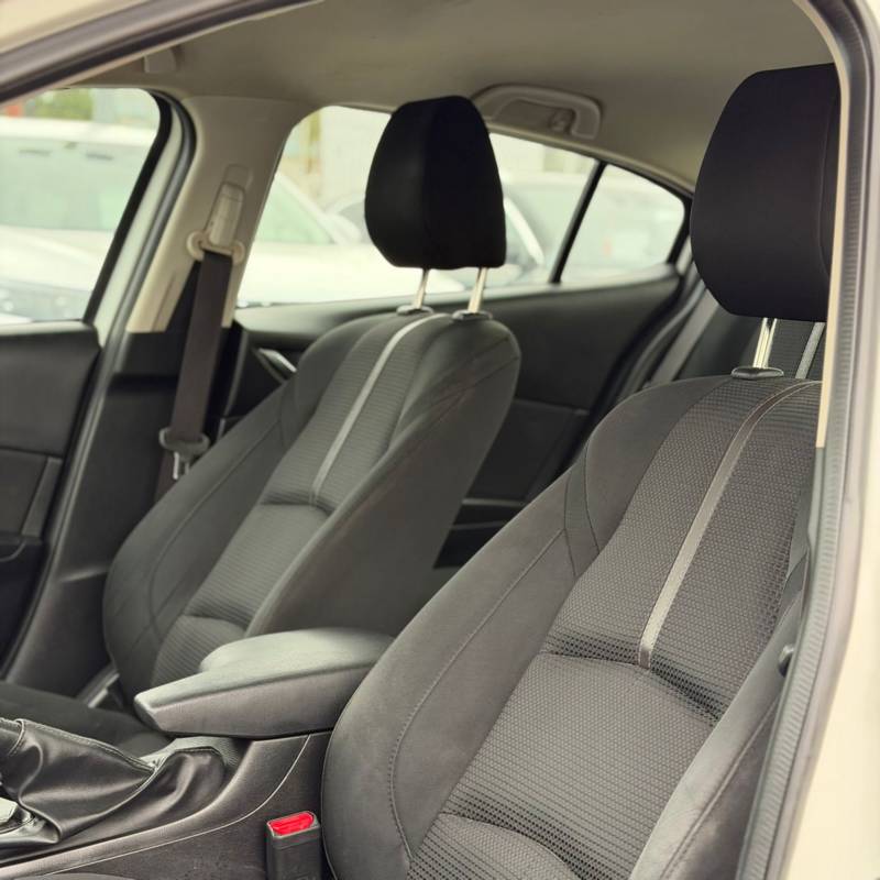 ���� MAZDA 3 - ����� 7