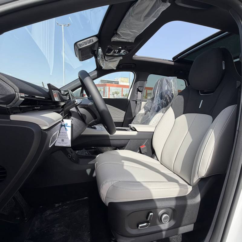 ������ OMODA 7 PHEV - ����� 8