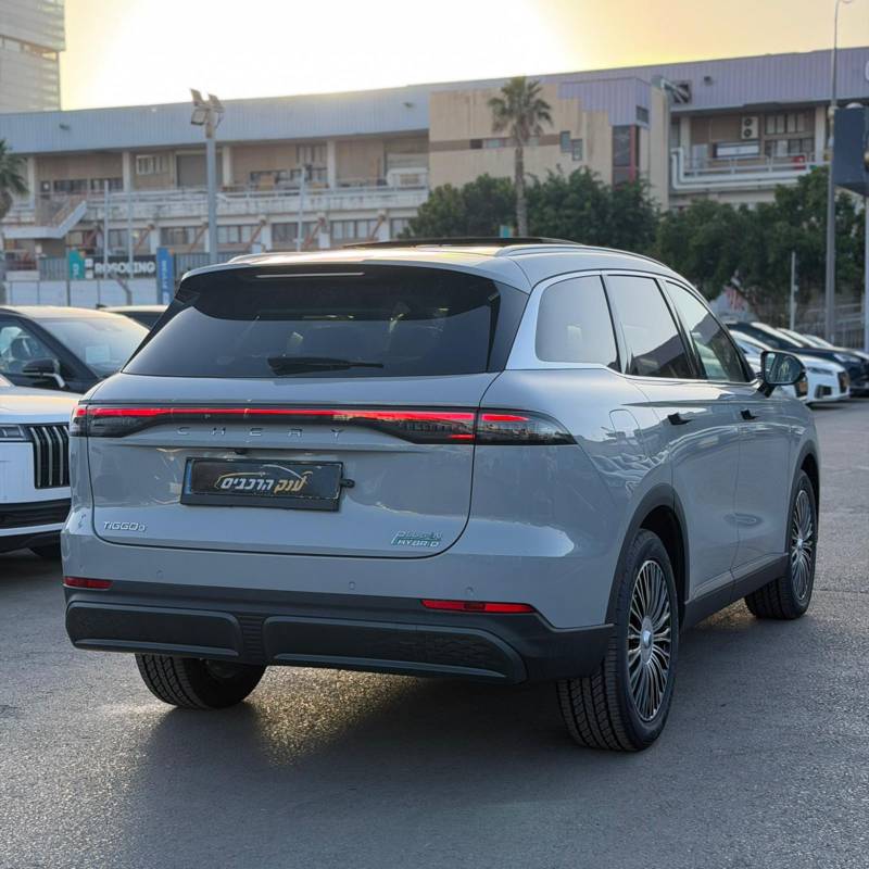 �'�� TIGGO 9 PHEV - ����� 8