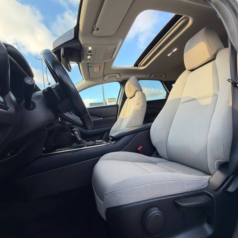 ���� MAZDA CX-30 - ����� 8