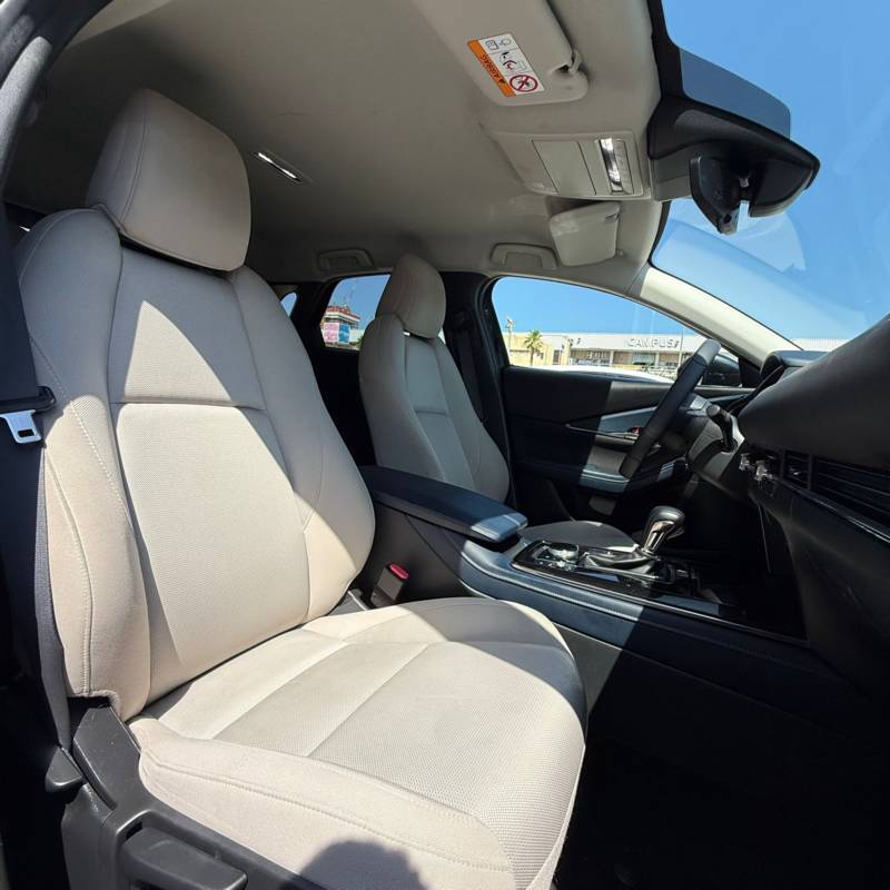  / Mazda CX-30 -  8