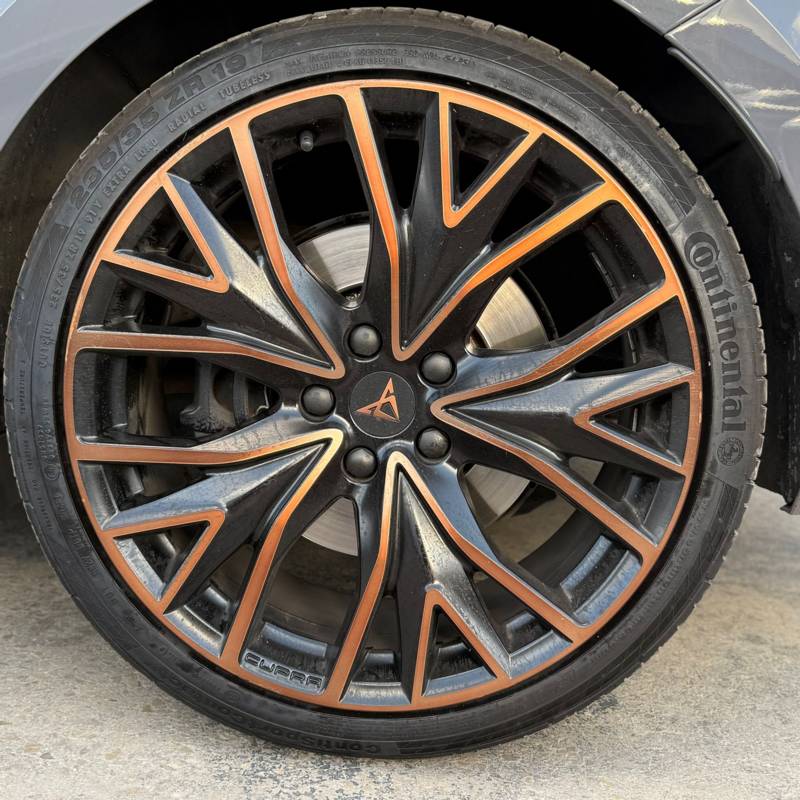  CUPRA -  9