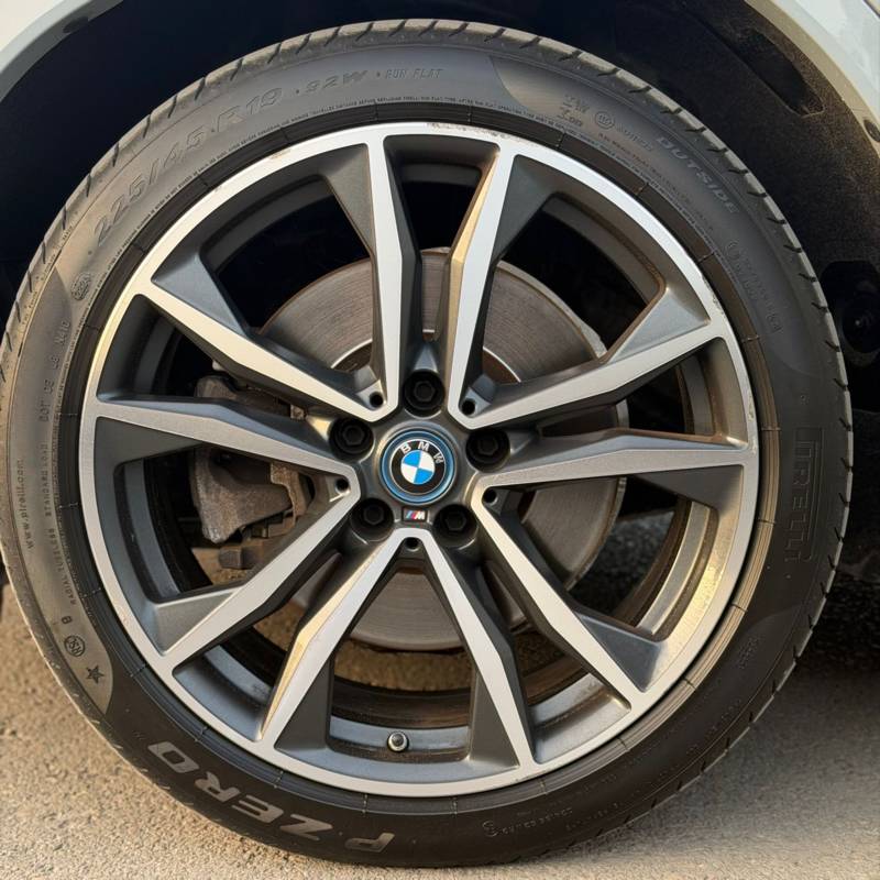 � � �� X2 XDRIVE 25E - ����� 9