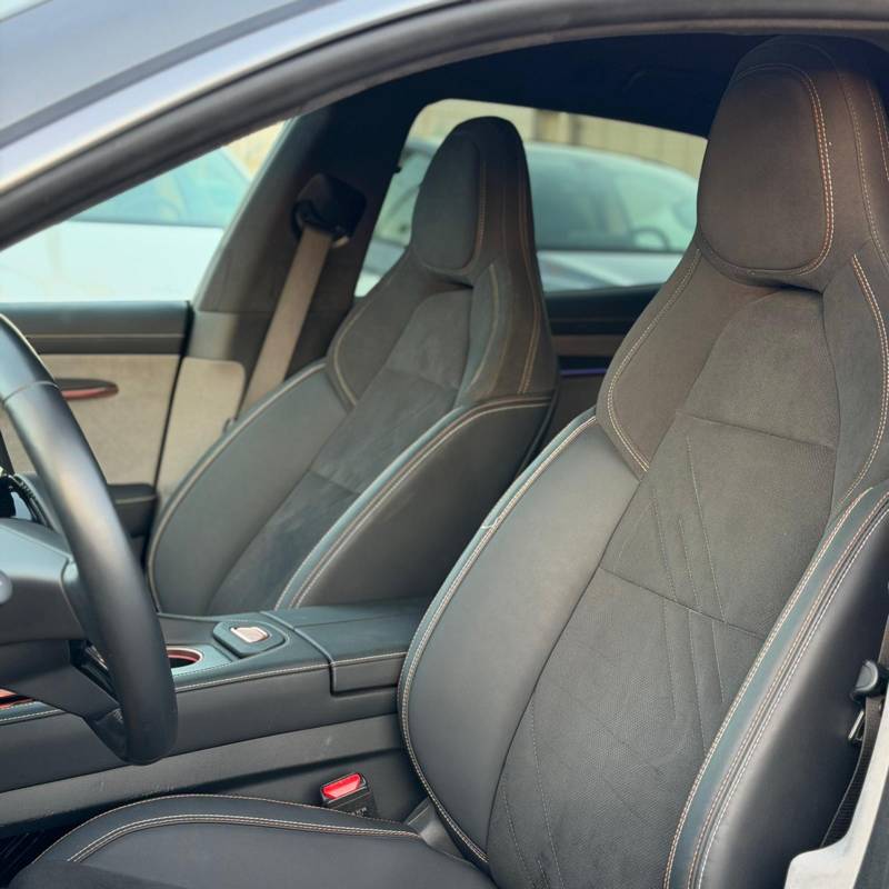 ���� ZEEKR 001 - ����� 9