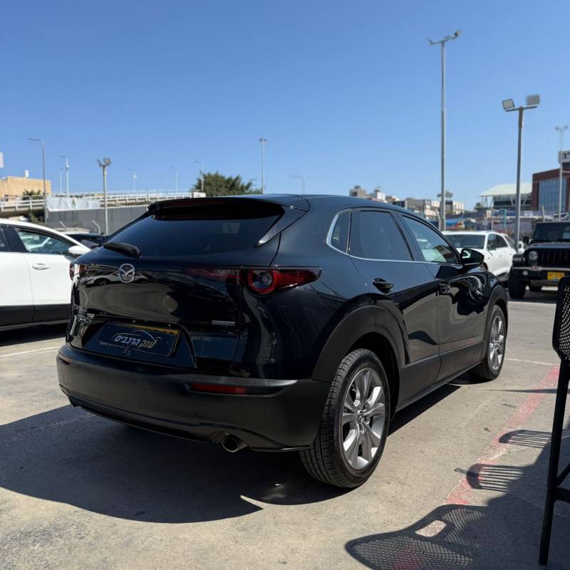  / Mazda CX-30 -  9