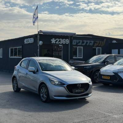 ����&nbsp;MAZDA 2