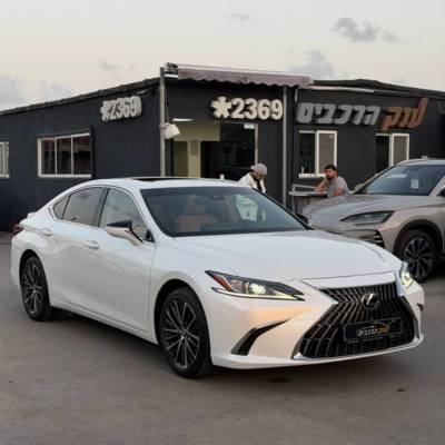 ����� LEXUS ES300H - ����� 1