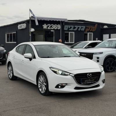 ����&nbsp;MAZDA 3