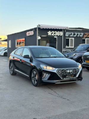 ������ IONIQ HYBRID - ����� 1