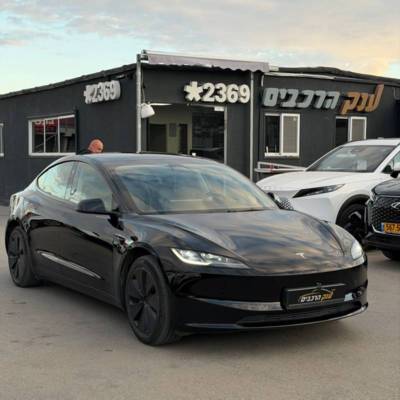����&nbsp;MODEL 3